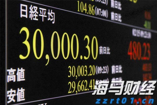 8月11日起深圳北往返重庆东加开夜间动卧，经停张家界